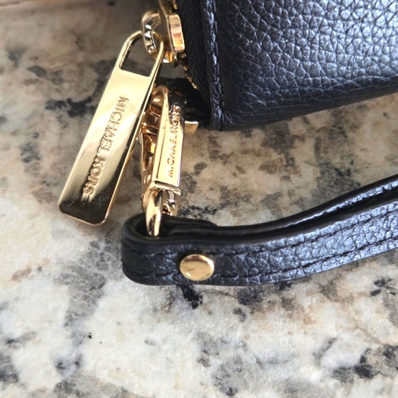 Michael Kors Wristlet Wallet - Picture 10 of 10